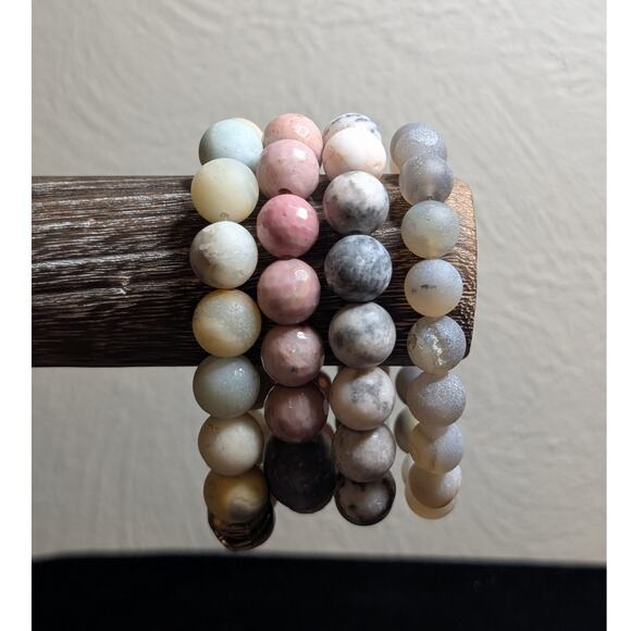 Lot of Four Pink Gray Yellow Stone Bead Stretch Bracelets - Picture 2 of 5